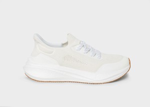 Runners for Men in Pearl White from 8000kicks