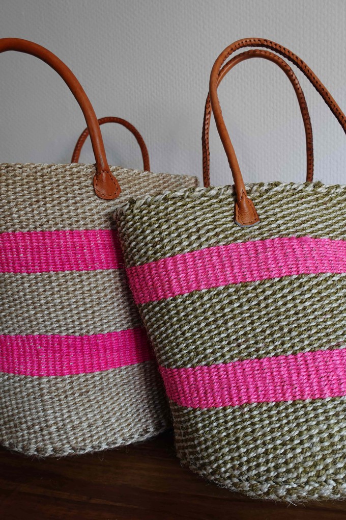 Raffia Weekender Tote Bag in Pink from Abury