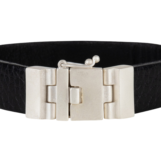 Wearable Bracelet | Zwart from AdornPay