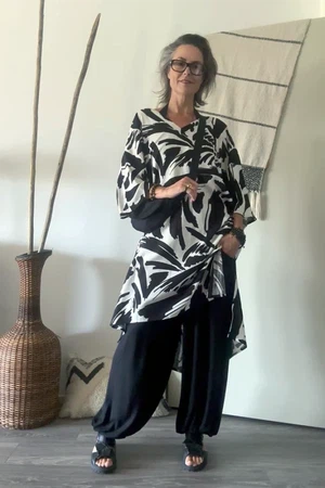 Maxi v-hals jurk print from Aimmea