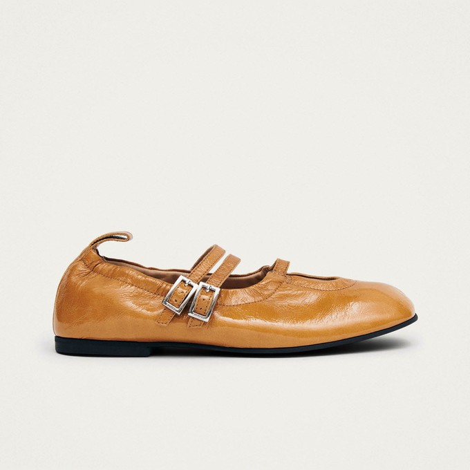Anne Onix Honey Leather Ballet Flats from Alohas