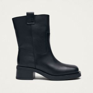 Rajan Black Leather Boots from Alohas