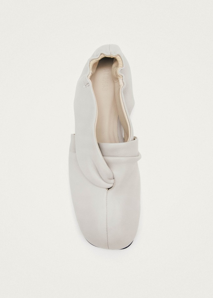 Alaula Light Grey Leather Ballet Flats from Alohas