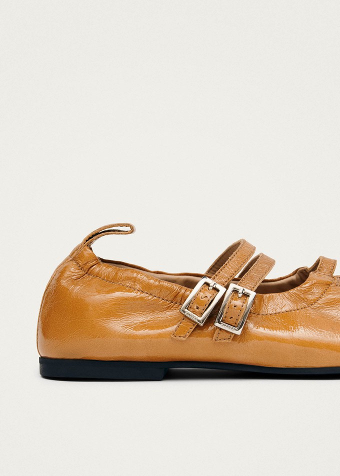 Anne Onix Honey Leather Ballet Flats from Alohas
