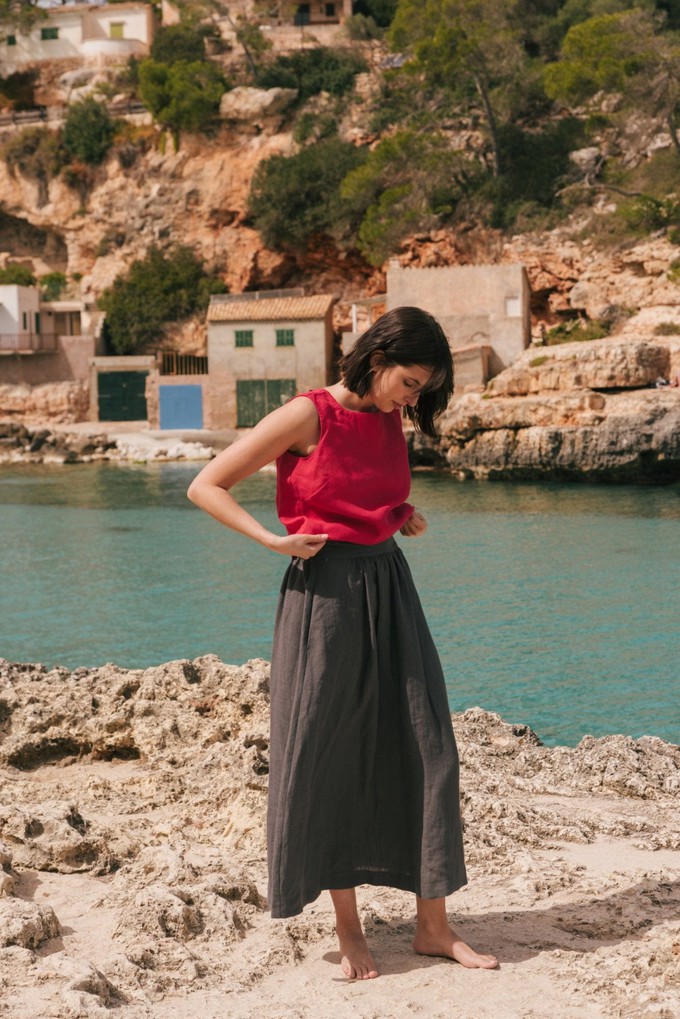LUCIA top in Viva Magenta from AmourLinen