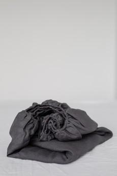 Linen fitted sheet in Charcoal via AmourLinen