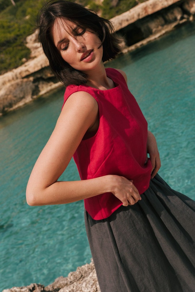 LUCIA top in Viva Magenta from AmourLinen