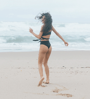 Lin Bikini Top from Anekdot