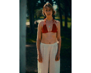 Geranium / Low Versatile Bikini Top from Anekdot