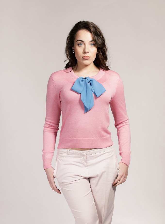 Candy Pink Helen Sweater w. Cornflower Blue Silk Tie Pussy-Bow from Asneh