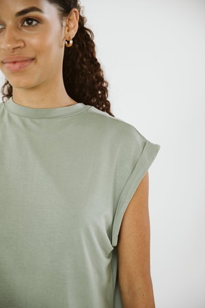 Sleeveless Tee / Lemon Grass from Audella Athleisure