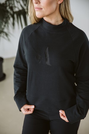 Fleece Sweatshirt / Black from Audella Athleisure