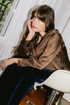 Shirt Kauri brown via avani apparel