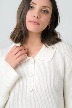 Sweater Torreya off-white via avani apparel