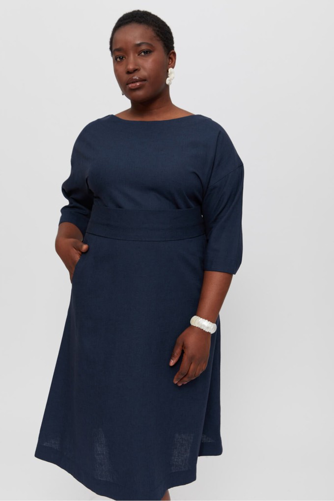 Mane | Elegant Midi Dress with Kimono Belt in Black-Blue from AYANI