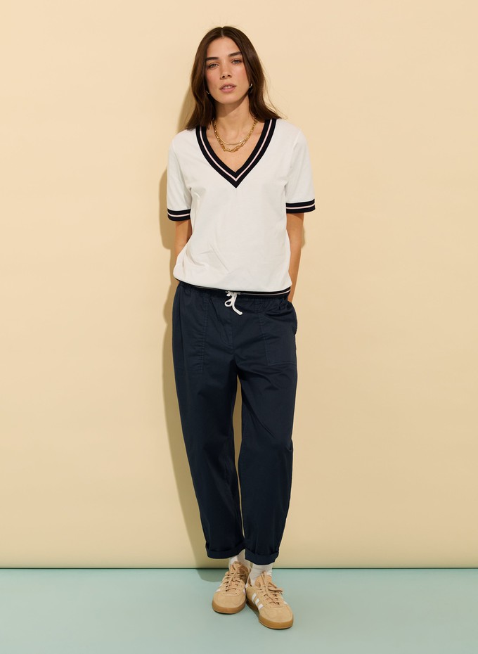 Hal Organic V-Neck Tee from Baukjen