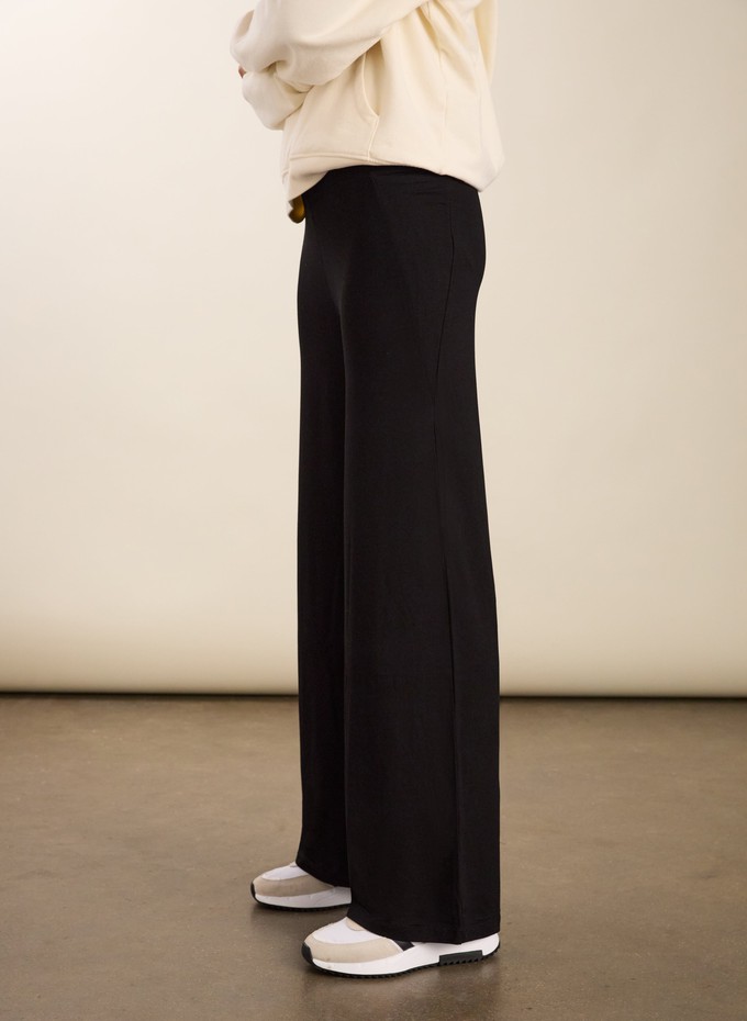 Bonnie Wide Leg Leggings from Baukjen