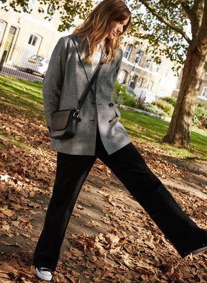 Lou Organic Cotton Stretch Jeans - Petite from Baukjen