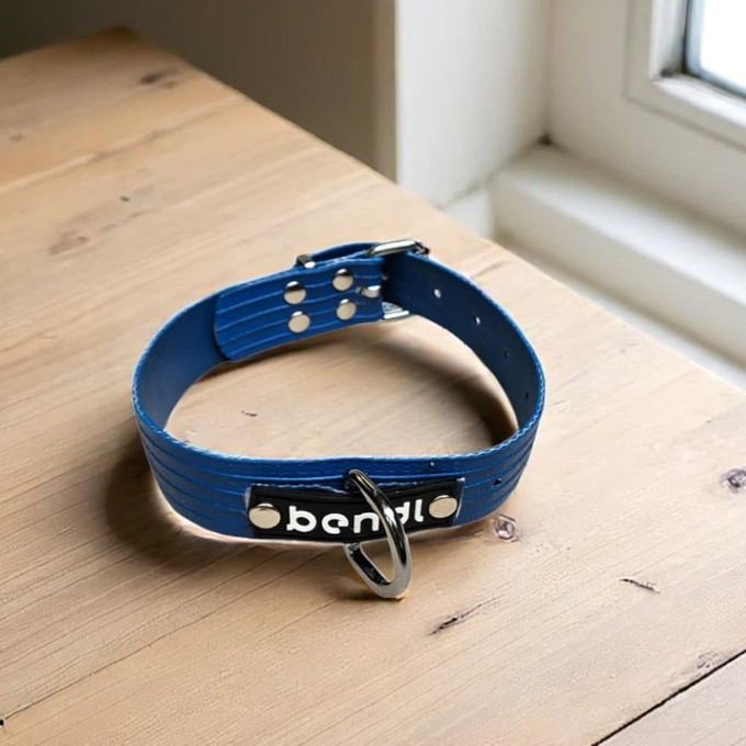  Blaffer – Blauwe hondenhalsband van brandslang from BENDL