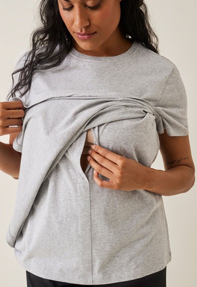 Maternity t-shirt with nursing access from Boob Design