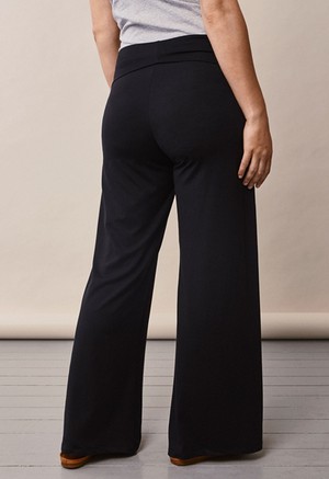 Maternity lounge pants from Boob Design