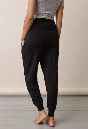 Soft maternity pants from Boob Design