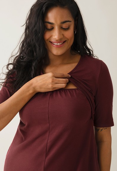 A shaped nursing dress short sleeve from Boob Design