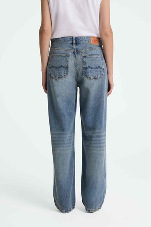 Joan loose jeans - lewisboro mid tint from Brand Mission