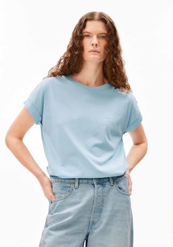 Idaara t-shirt - blue glow from Brand Mission