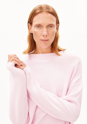 Merinaa links links sweater - pink mist from Brand Mission