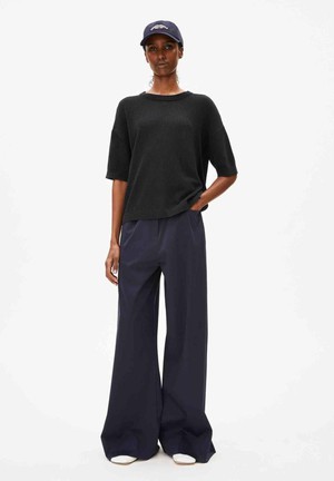 Lizaa lino - tinted navy from Brand Mission