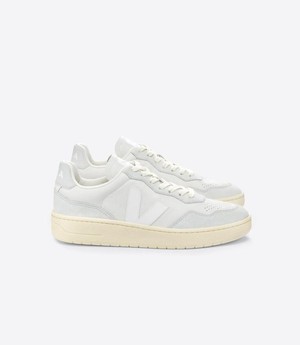 V90 sneaker - gravel white from Brand Mission
