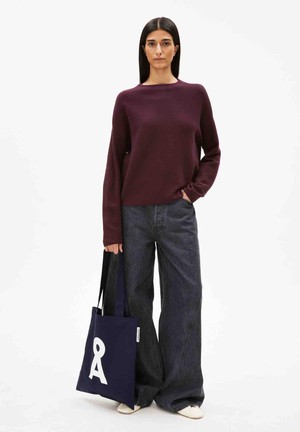 Merinaa sweater links links - dark cranberry from Brand Mission