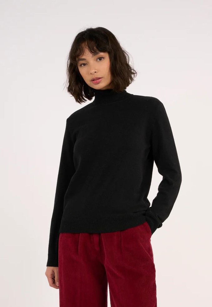 Roll neck pull - black from Brand Mission