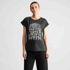 Visby t-shirt - cat crowd via Brand Mission