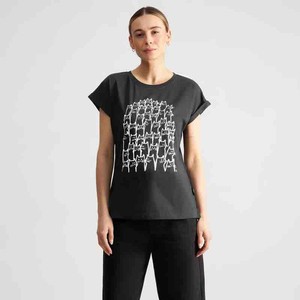 Visby t-shirt - cat crowd from Brand Mission