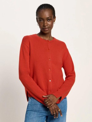 Boxy vest - red alert from Brand Mission