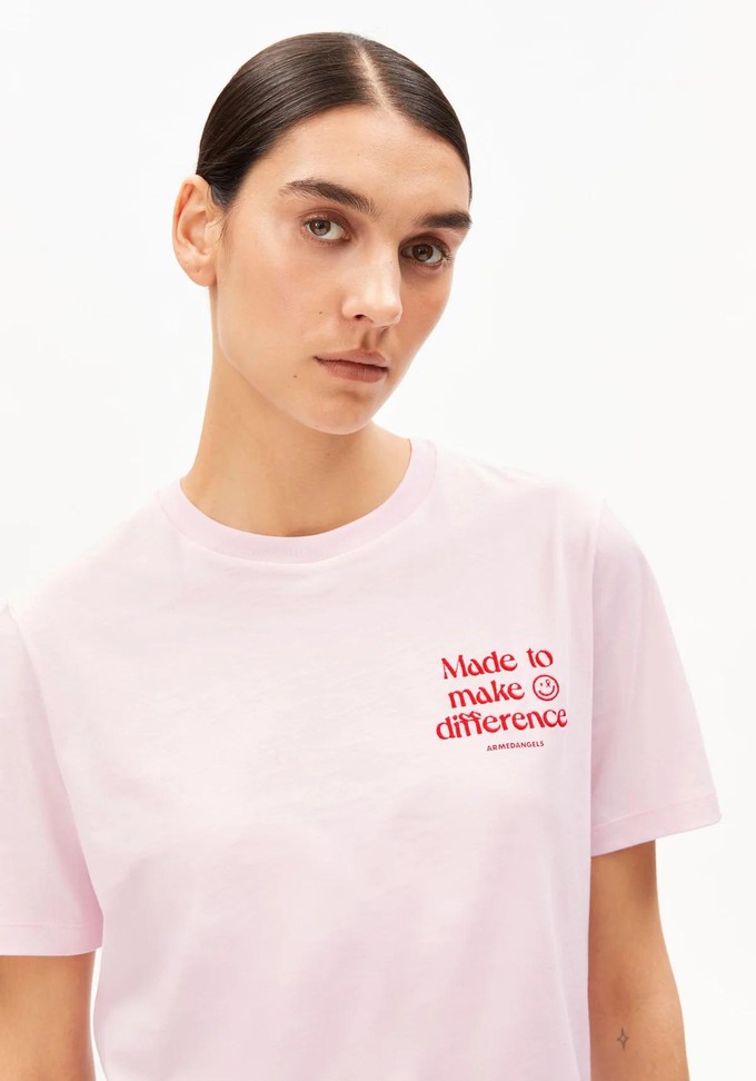 Lualaa embro t-shirt - pink mist from Brand Mission
