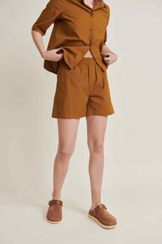 Silje shorts - tapenade via Brand Mission