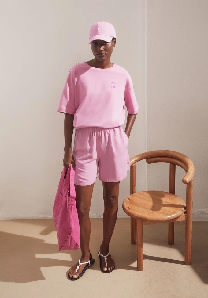 Giannaa difference t-shirt - washed berry from Brand Mission