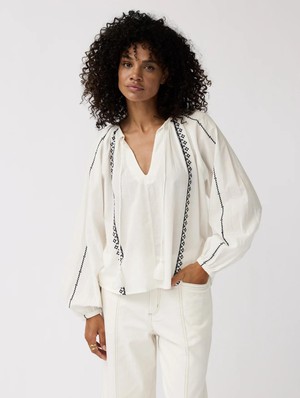Jill top - wool white from Brand Mission