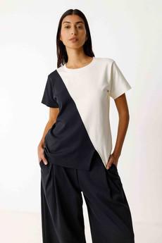 Graxi top - black white via Brand Mission