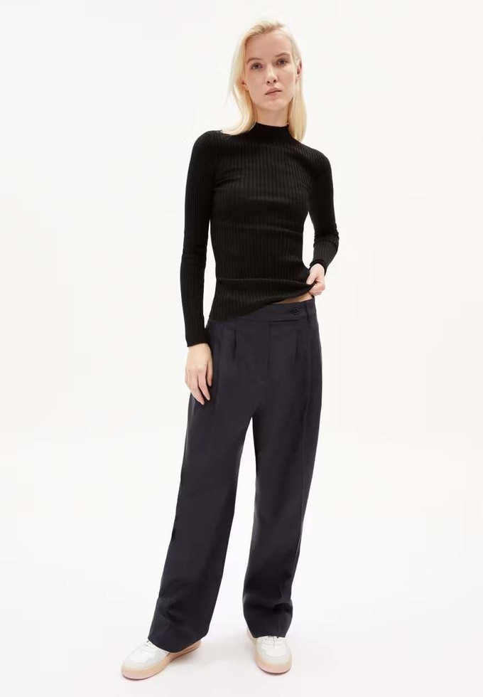 Alaania coltrui - black from Brand Mission