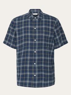 Short sleeve seersucker shirt - blue check via Brand Mission