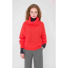 Molly sweater met grote col- orange red via Brand Mission