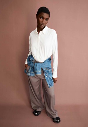 Larisaana longsleeve blouse - off white from Brand Mission