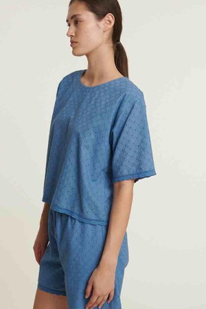 Adie crop tee - quiet harbor from Brand Mission