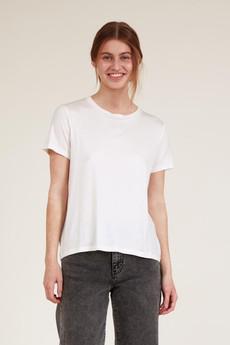 Jolanda t-shirt - off white via Brand Mission