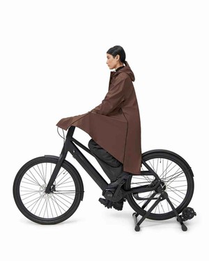 Maium regenjas - macassar brown from Brand Mission