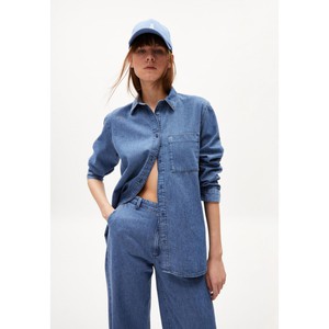 Jeaanne demi blouse - iced indigo from Brand Mission